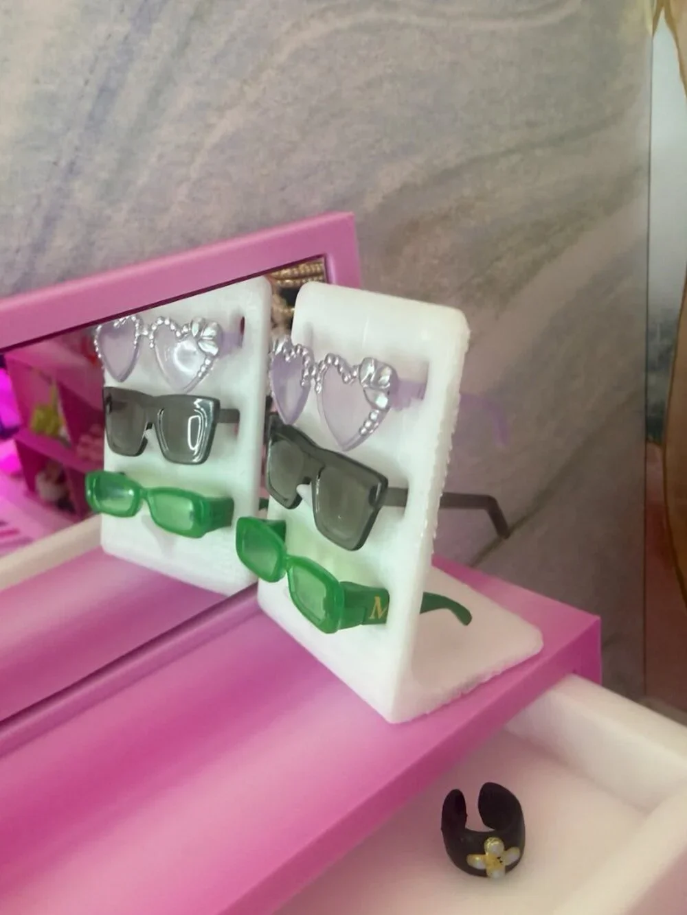 Barbie Sunglasses Display Stand | Doll Closet Organizer | 3D Printed PLA